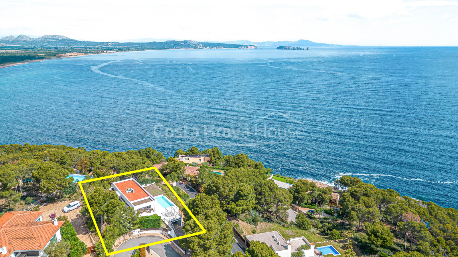 Contemporary villa in Begur with sea views and pool
