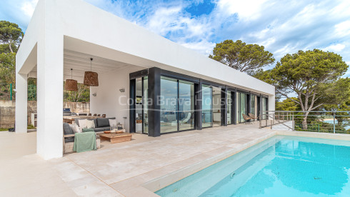 Contemporary villa in Begur with sea views and pool