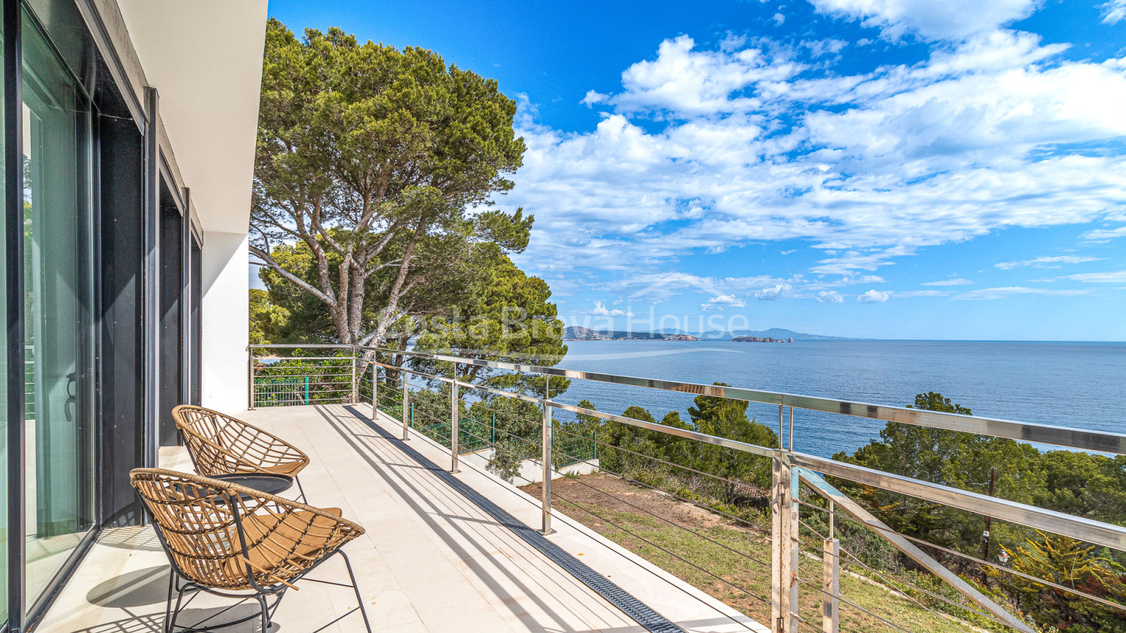 Villa contemporaine à Begur avec vue mer et piscine