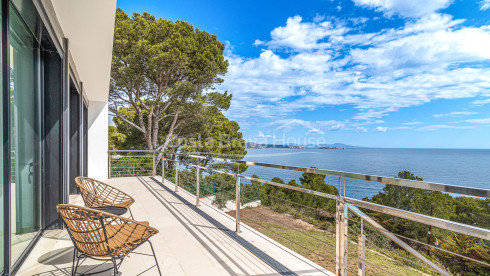 Villa contemporaine à Begur avec vue mer et piscine