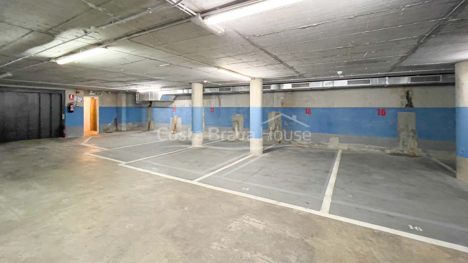 Parking for sale in Tamariu beach