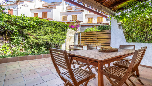 Casa adosada en venta en Torre Valentina, Calonge