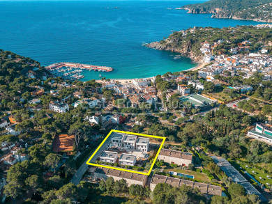 Villa de haut standing à inaugurer à Llafranc. Exclusivité et design moderne.