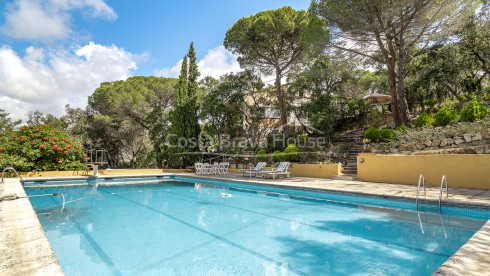 Rustieke villa te koop in Castell-Platja d'Aro, Costa Brava