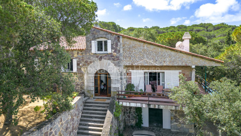 Rustieke villa te koop in Castell-Platja d'Aro, Costa Brava