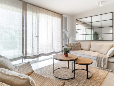 Exclusive development of townhouses in the prestigious municipality of Begur, Costa Brava. Ready to move in now.