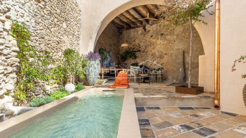 Gerenoveerd historisch huis te koop in Ventalló, Alt Empordà