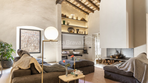 Gerenoveerd historisch huis te koop in Ventalló, Alt Empordà