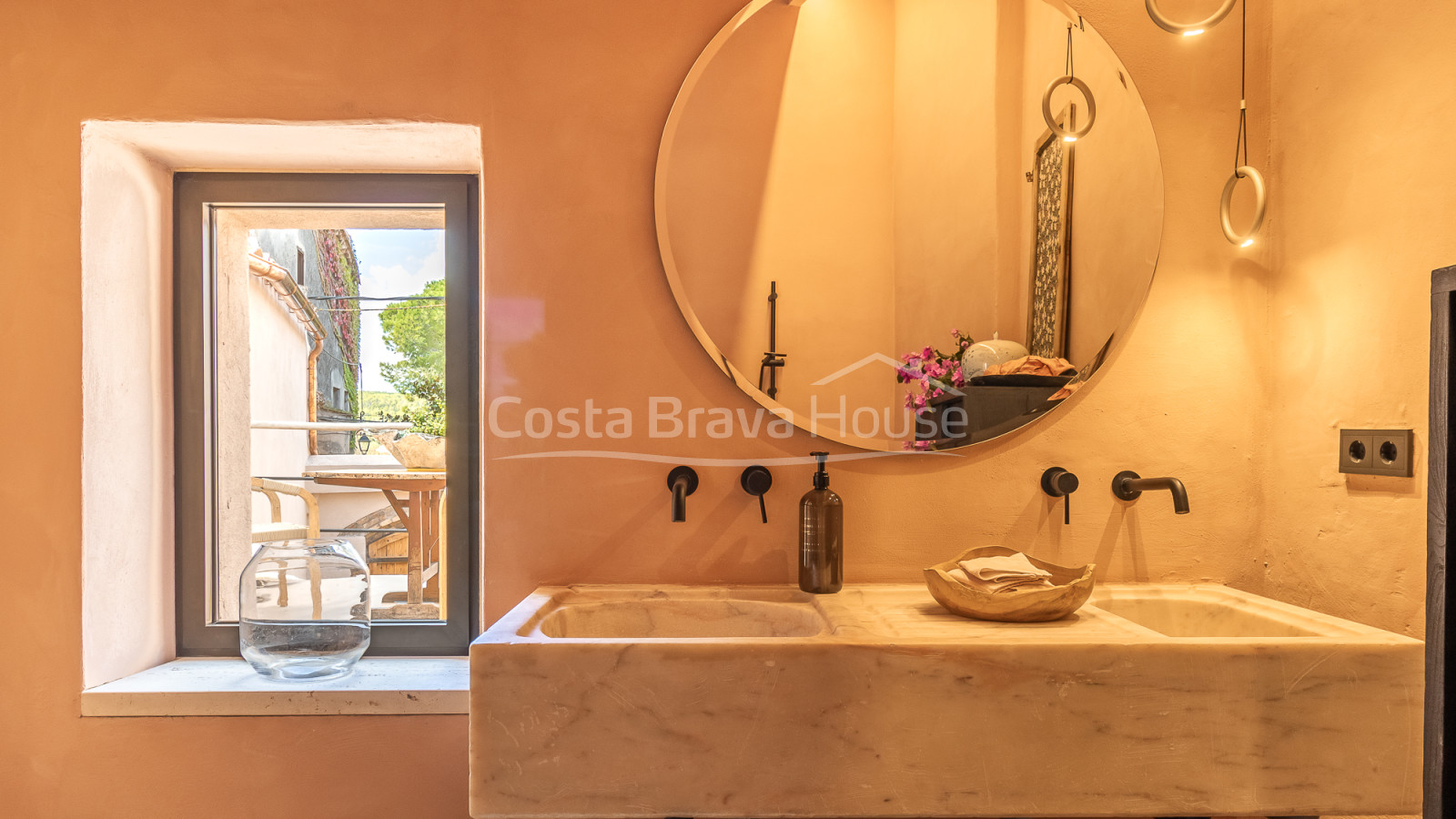 Gerenoveerd historisch huis te koop in Ventalló, Alt Empordà