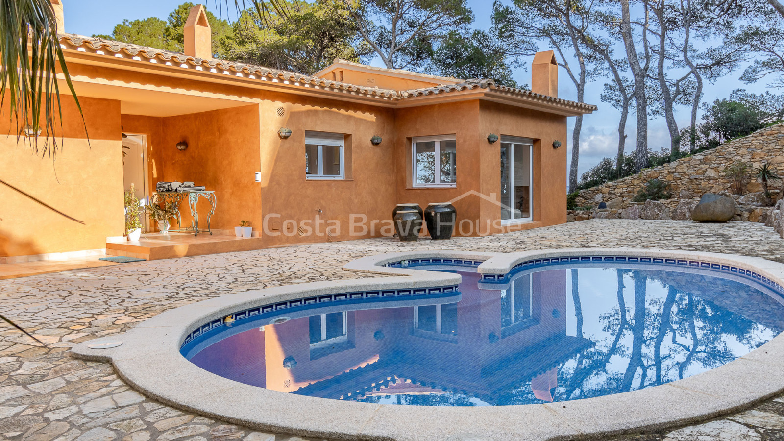Luxe villa aan zee in Begur, Costa Brava