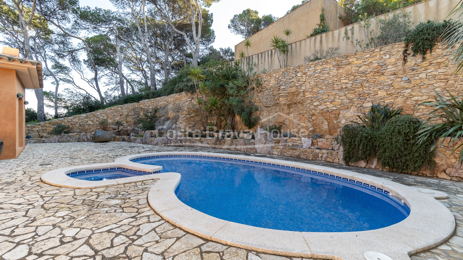 Luxe villa aan zee in Begur, Costa Brava