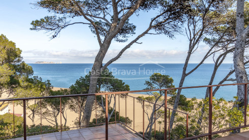Luxe villa aan zee in Begur, Costa Brava