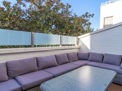 Modern townhouse just 1 minute from Tamariu beach, with terraces, garage, and luxury finishes.