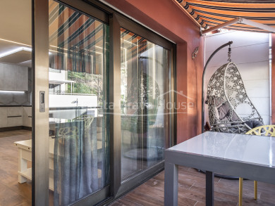 Apartment for sale in Sa Riera, Begur, renovated and just 300 meters from the beach, with private garage