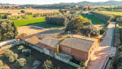 Historisch landhuis (masia) te koop in Baix Empordà, Costa Brava