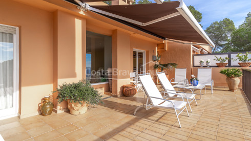 Duplexwoning met zeezicht in Llafranc, Costa Brava.