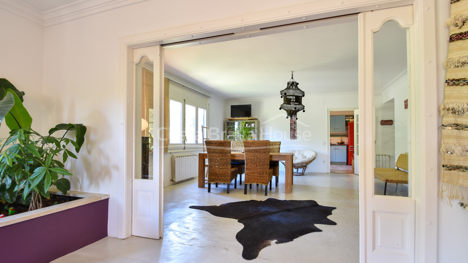 Landhuis met 11.000 m² grond te koop op een mooie plek tussen Begur en Palafrugell