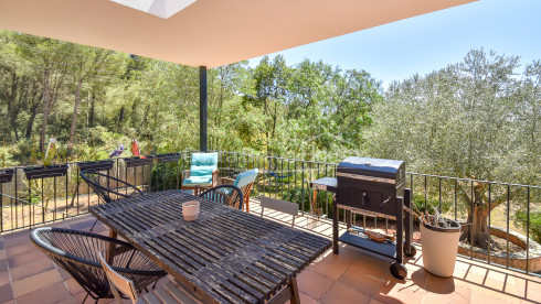 Landhuis met 11.000 m² grond te koop op een mooie plek tussen Begur en Palafrugell