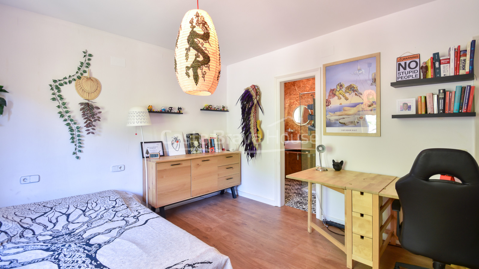 Landhuis met 11.000 m² grond te koop op een mooie plek tussen Begur en Palafrugell