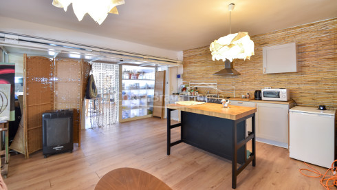 Landhuis met 11.000 m² grond te koop op een mooie plek tussen Begur en Palafrugell