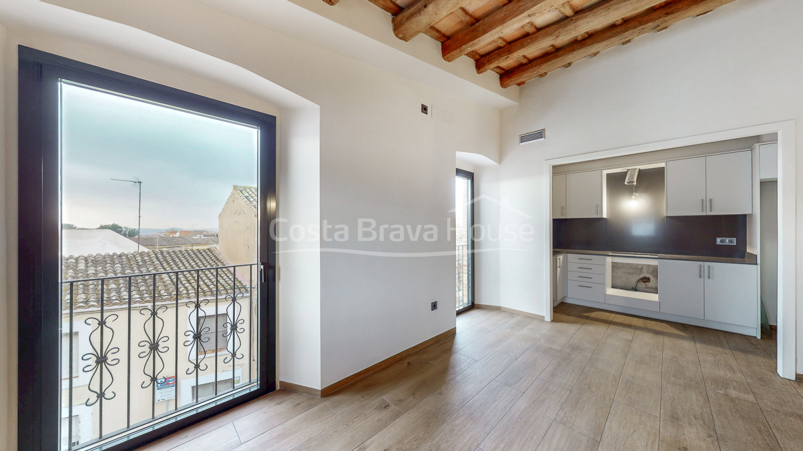 Appartement rénové à vendre à Palafrugell centre