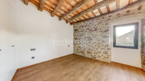 Appartement rénové à vendre à Palafrugell centre