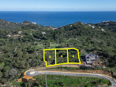 Bouwgrond te koop in Begur, woonwijk vlak bij het centrum en de stranden van de Costa Brava