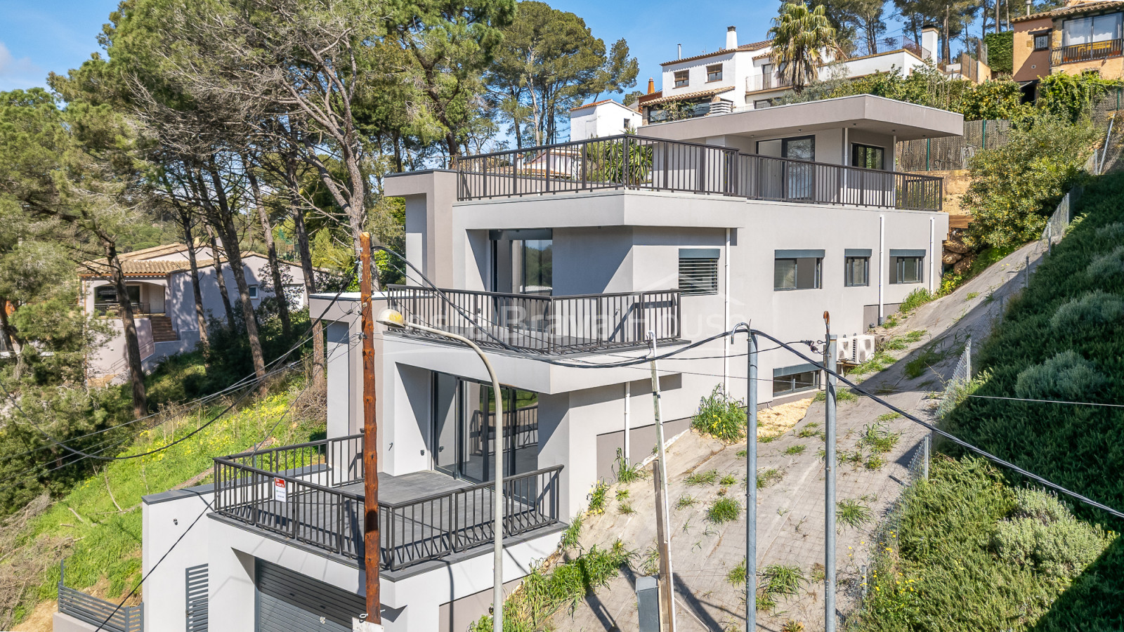 Casa elegant en construcció a Begur, Costa Brava