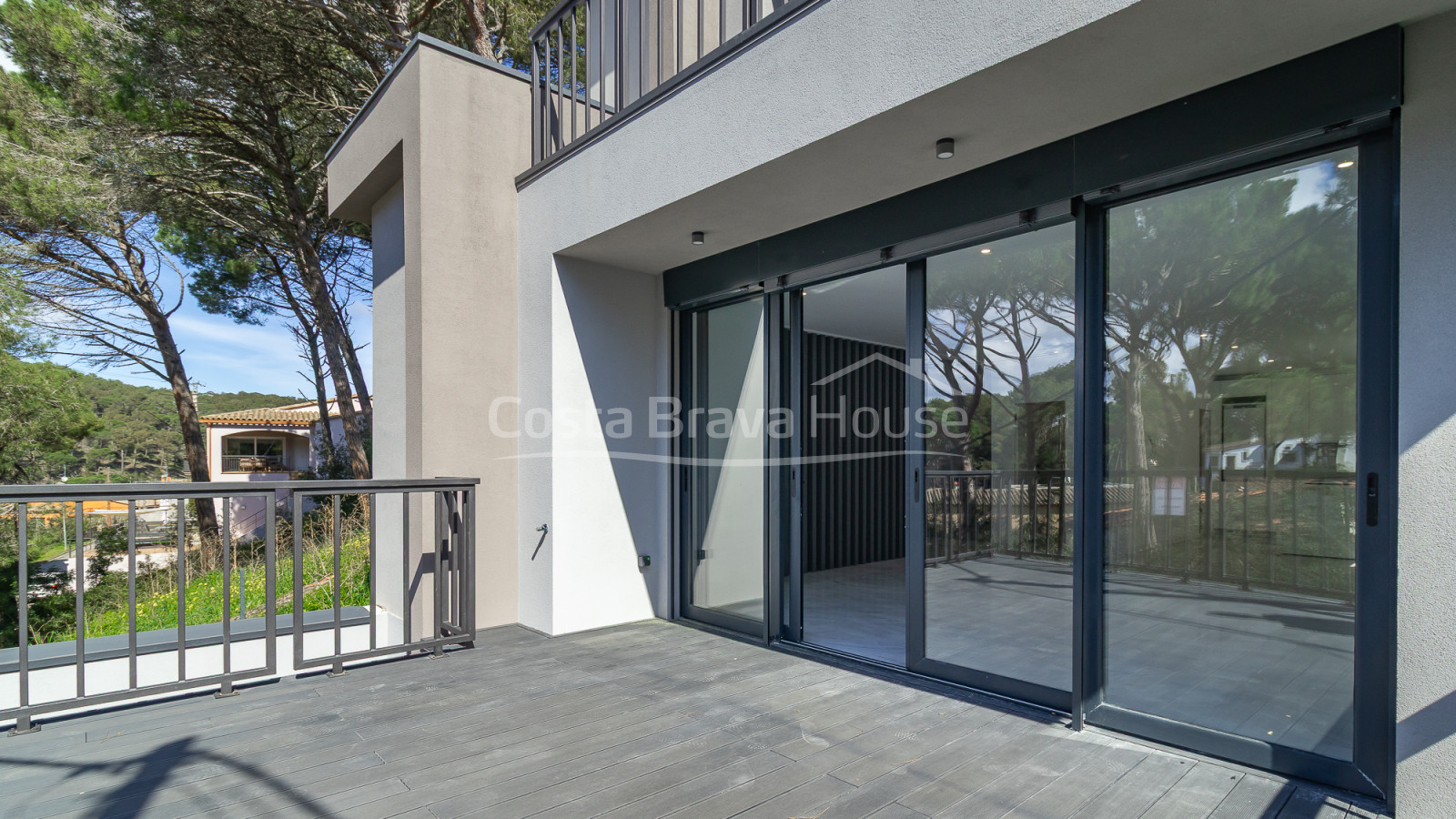 Casa elegant en construcció a Begur, Costa Brava