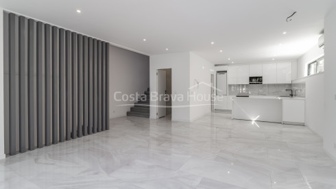 Casa elegant en construcció a Begur, Costa Brava