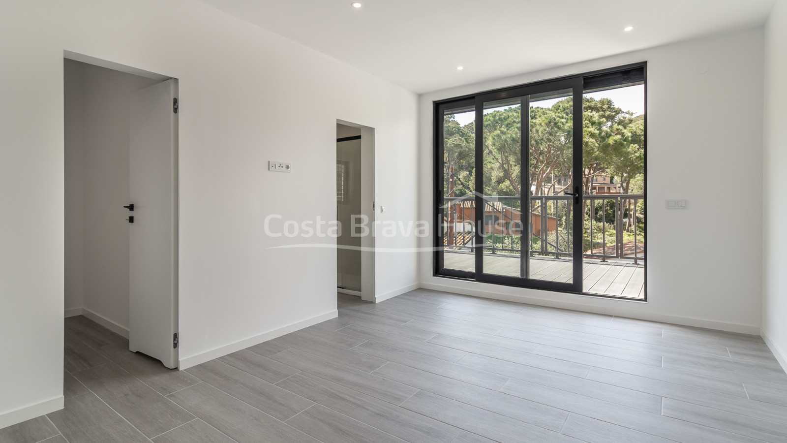 Casa elegant en construcció a Begur, Costa Brava
