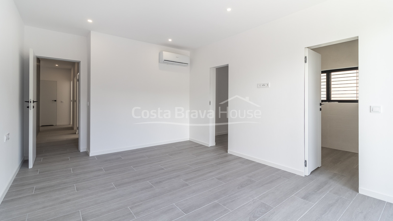 Casa elegant en construcció a Begur, Costa Brava