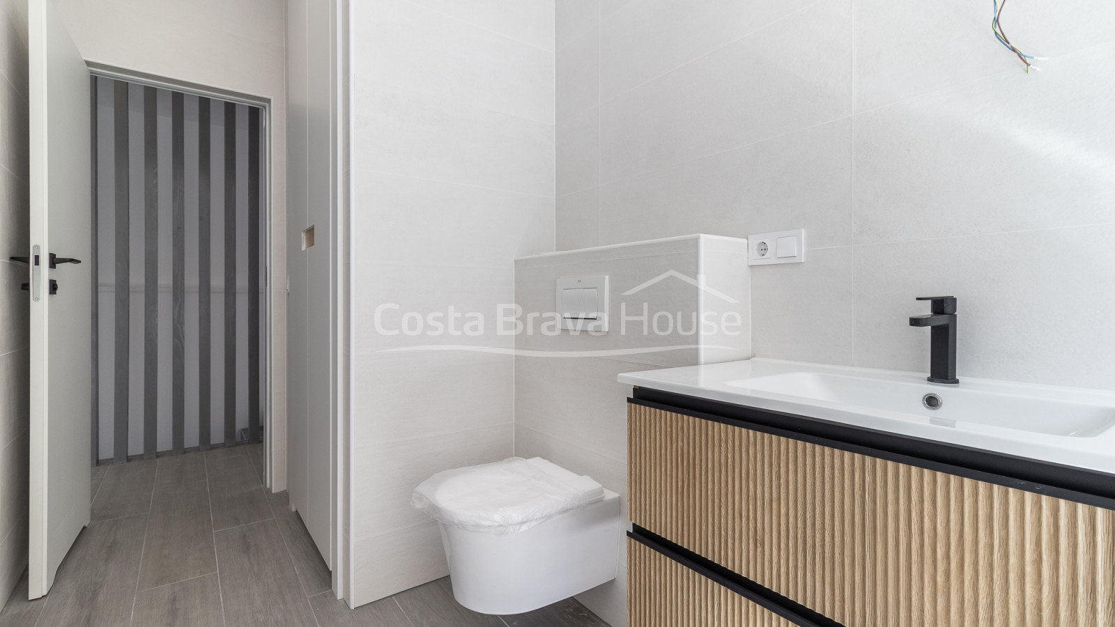 Casa elegant en construcció a Begur, Costa Brava
