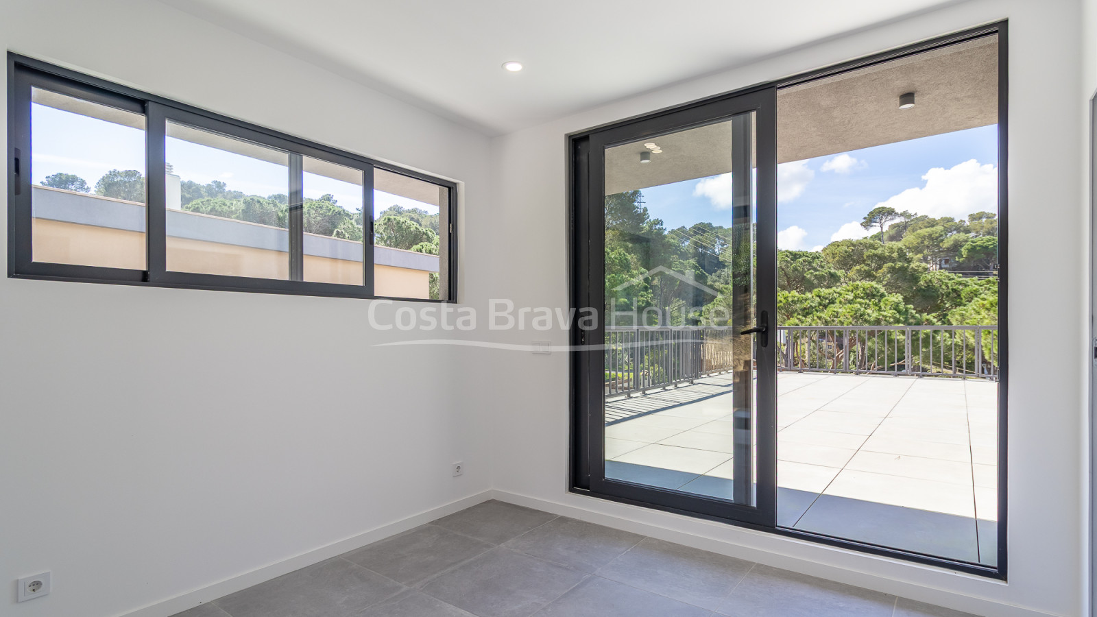 Casa elegant en construcció a Begur, Costa Brava