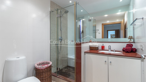 Fabulosa casa de luxe amb piscina desbordant en venda a Llafranc