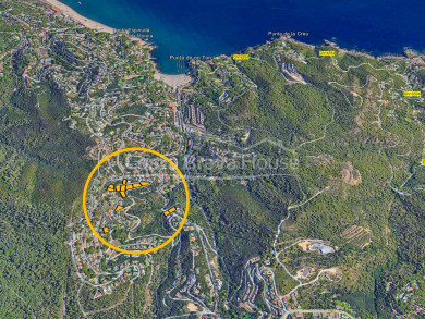 Terrenys en venda a Begur, a la zona d'Es Valls. Diverses mides, orientacions i preus.