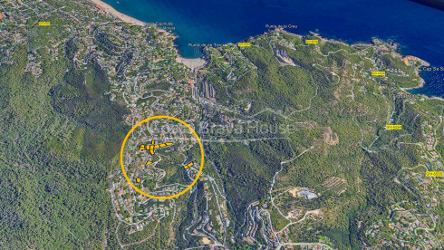 Terrenys en venda a Begur, a la zona d'Es Valls. Diverses mides, orientacions i preus.