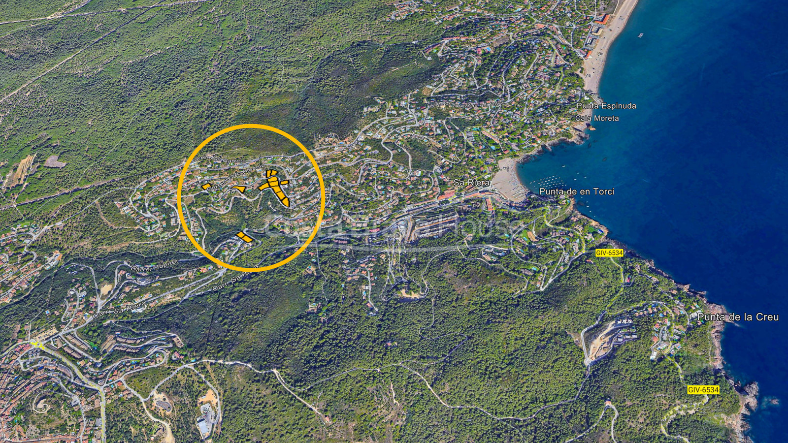 Terrenys en venda a Begur, a la zona d'Es Valls. Diverses mides, orientacions i preus.
