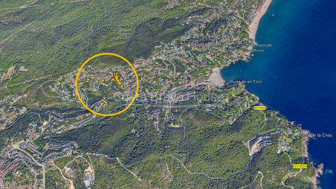 Terrenys en venda a Begur, a la zona d'Es Valls. Diverses mides, orientacions i preus.