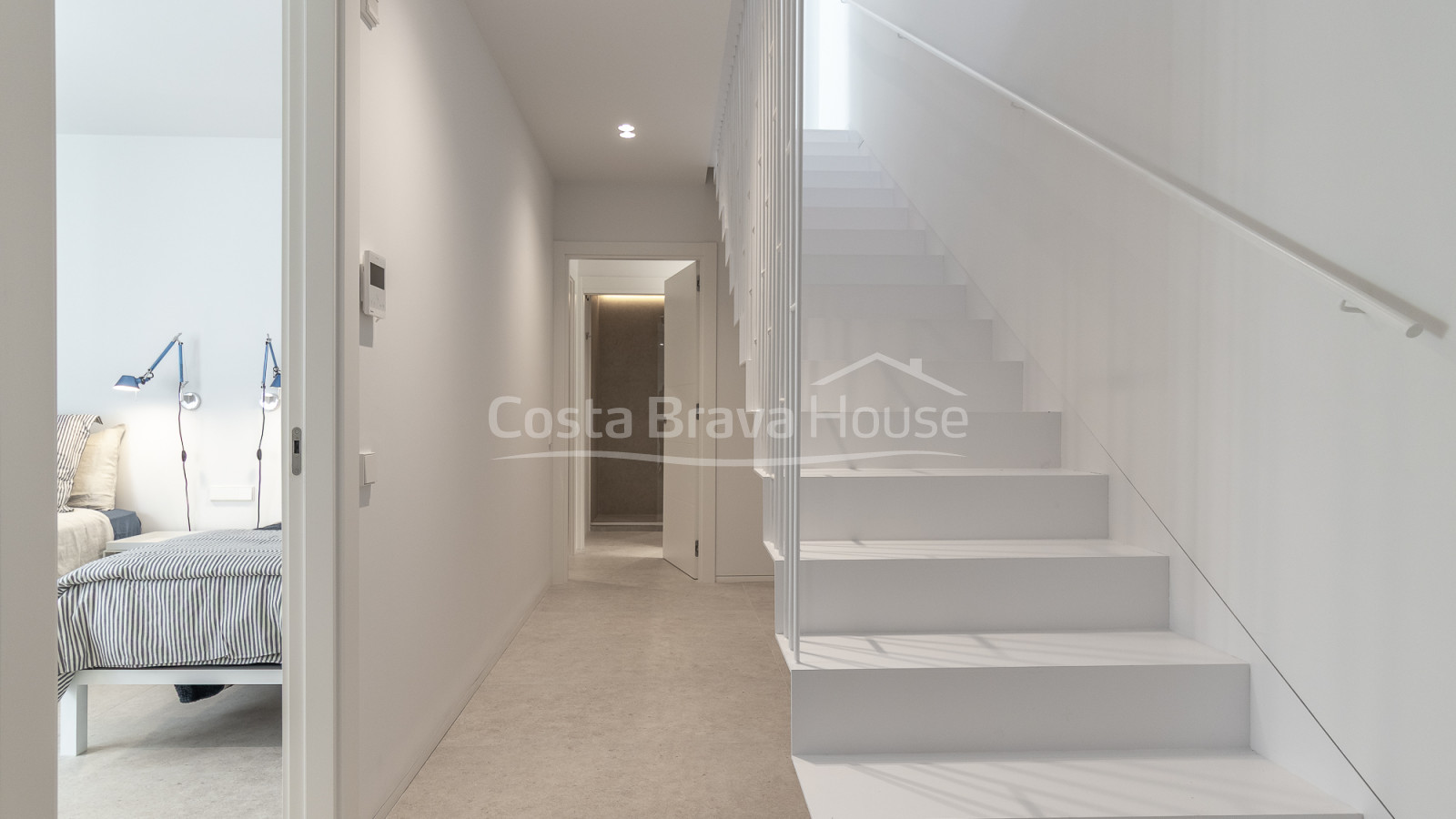 New construction luxury house with garden and pool in Begur
