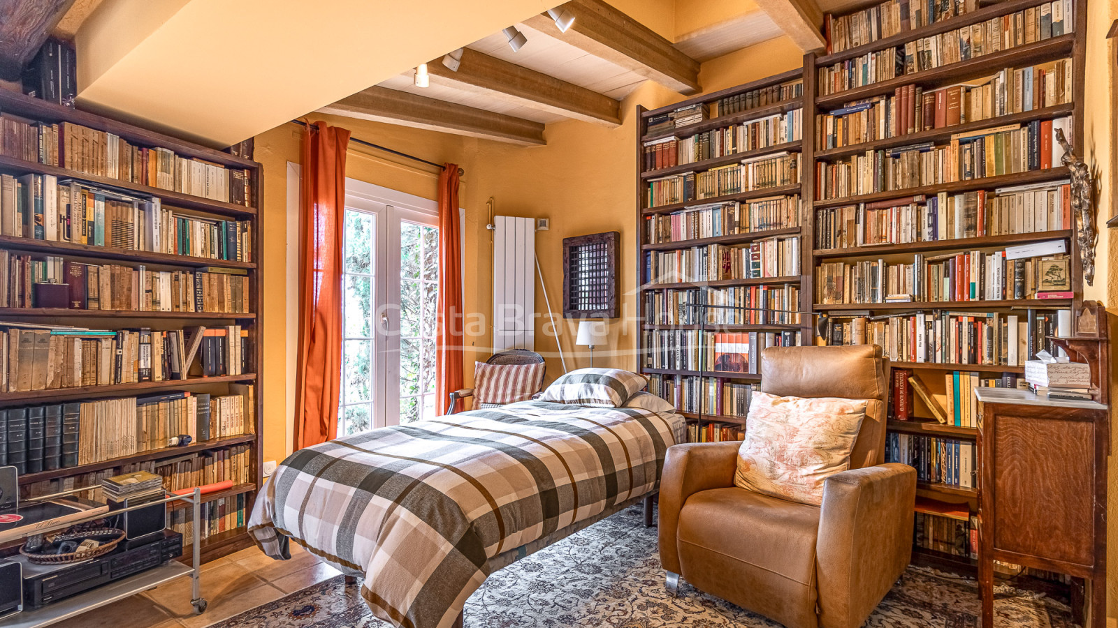 Casa de pueblo con jardín y licencia en Begur