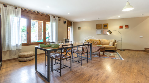 Casa con piscina y licencia turística en Begur