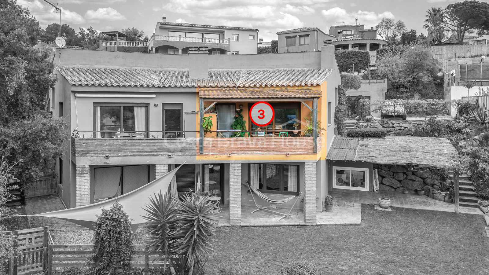 Huis met zwembad en toeristische vergunning in Begur