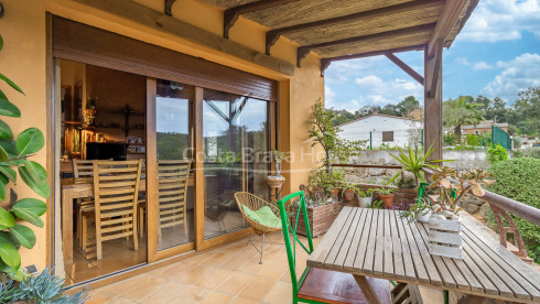 House with pool and tourist license in Begur