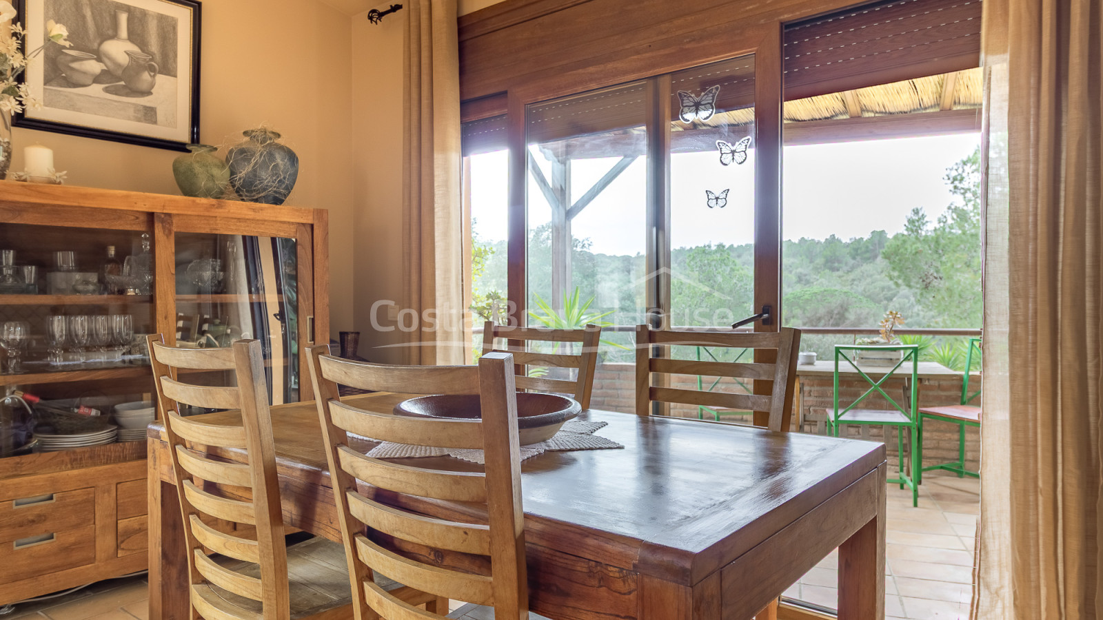 House with pool and tourist license in Begur