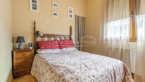 House with pool and tourist license in Begur