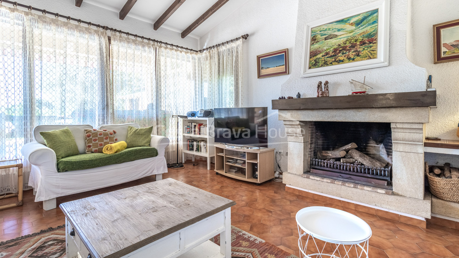 Casa a Tamariu amb piscina i llicència turística