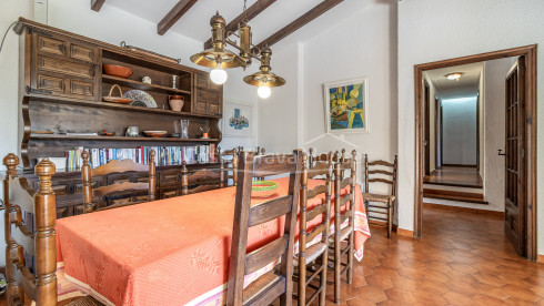 Casa a Tamariu amb piscina i llicència turística