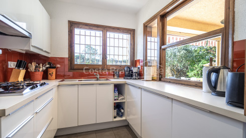 Casa en Tamariu con piscina y licencia turística