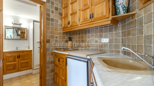 House in Tamariu with pool and tourist license